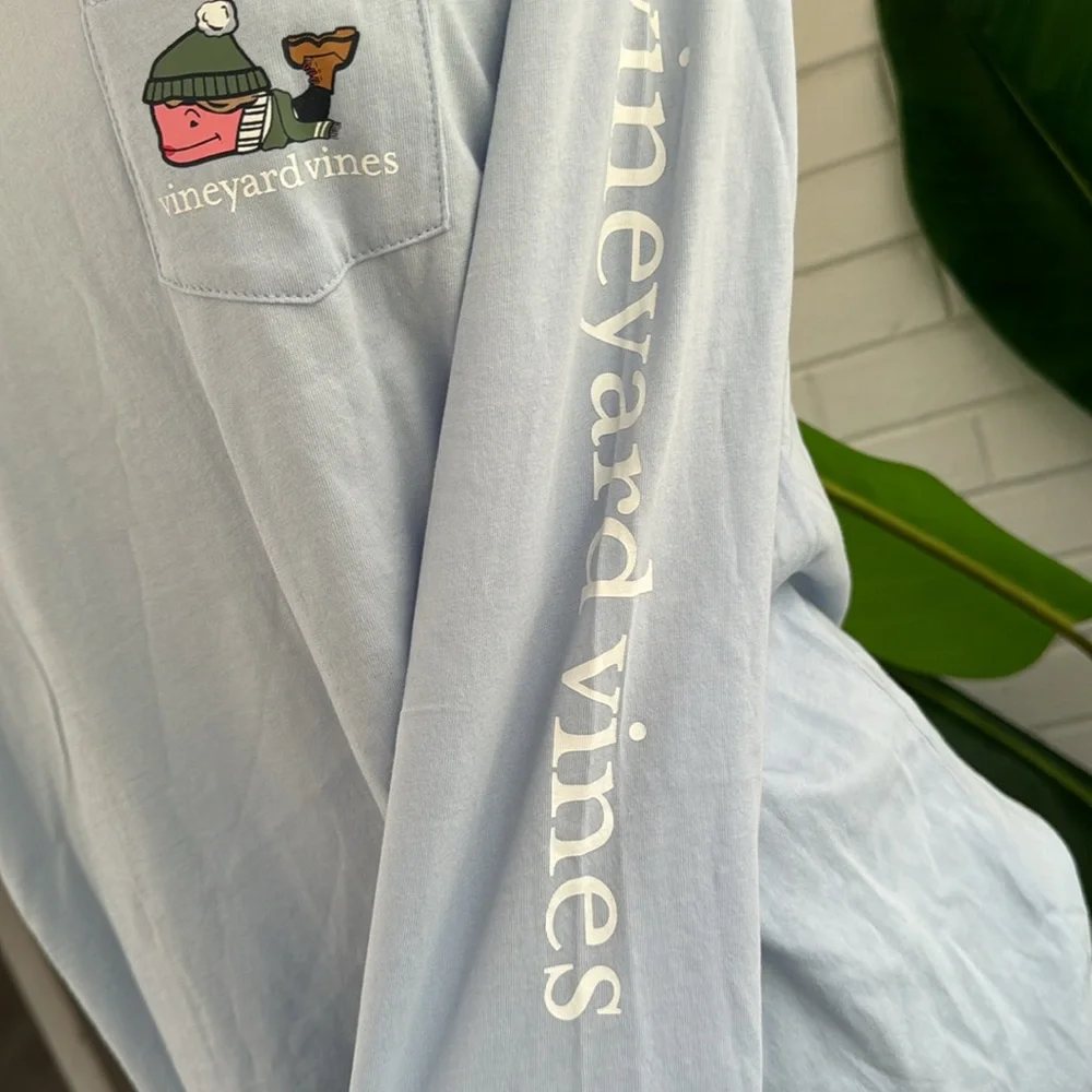 🆕 Vineyard Vines Women’s Fall Whale Long Sleeve Shirt - Picture 5 of 6